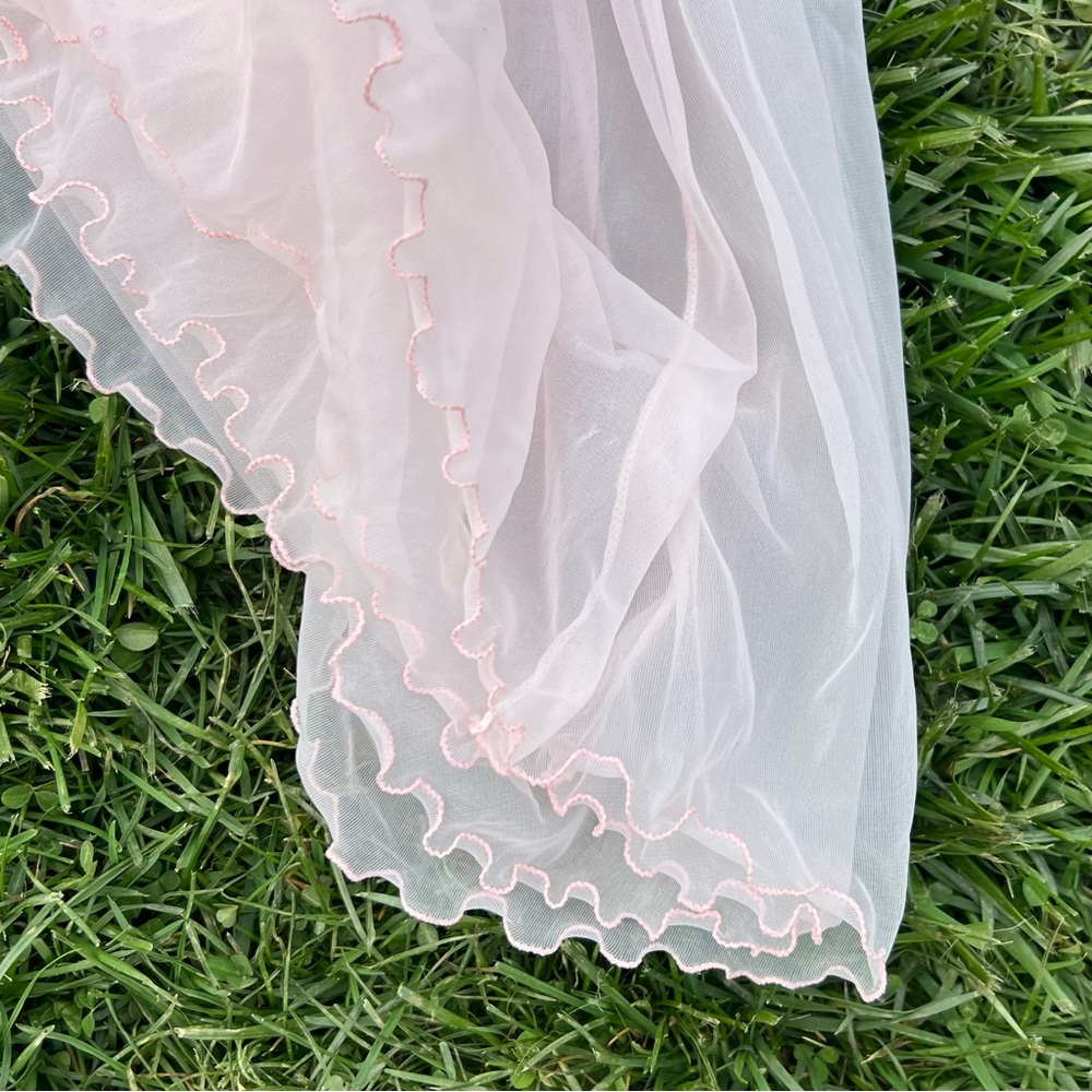Vintage Intime California Chiffon Peignoir Nightgown - Picture 4 of 6
